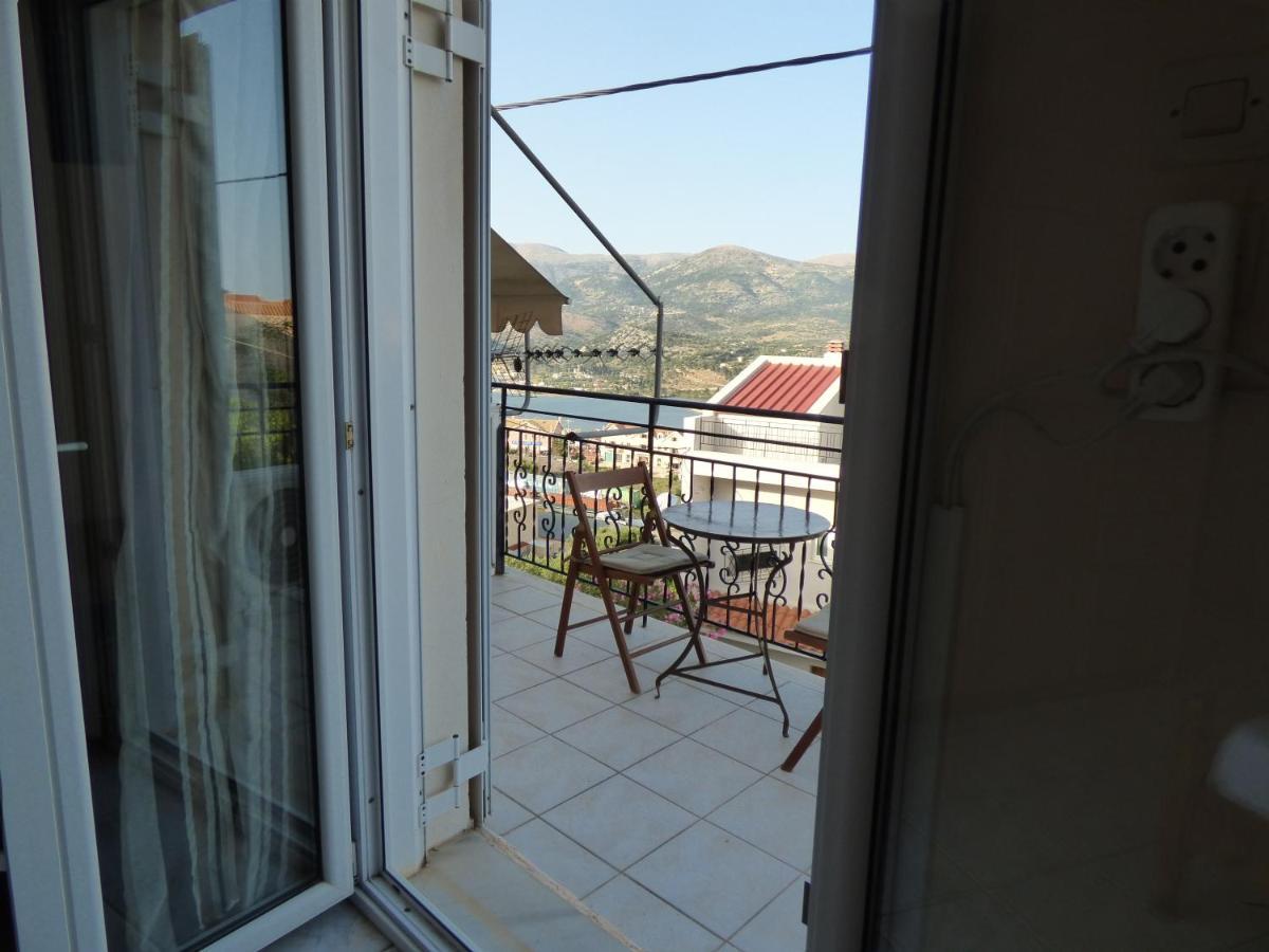 Anna Apartments Argostoli  Buitenkant foto