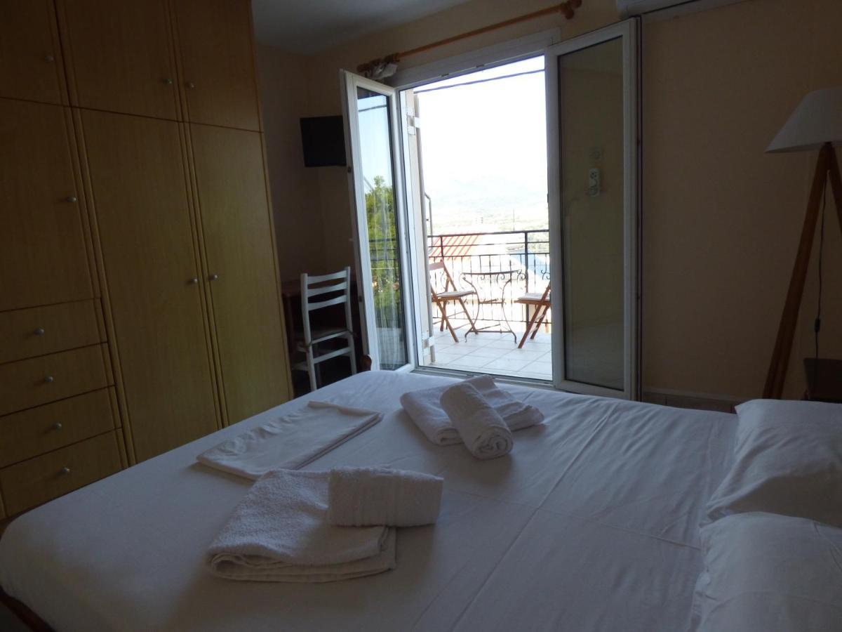 Anna Apartments Argostoli  Buitenkant foto
